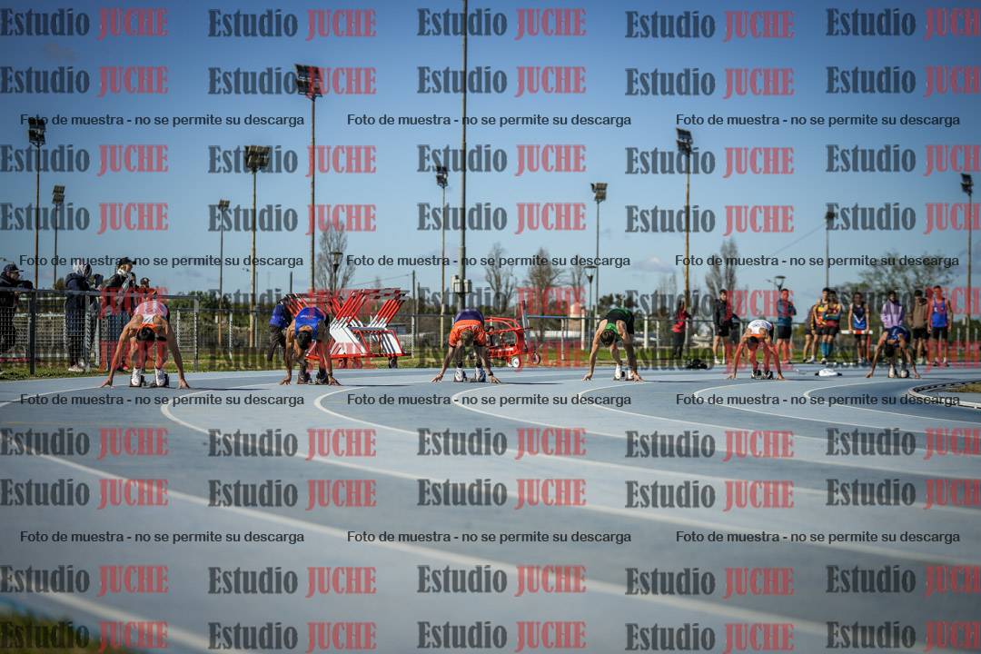 Fotos de los 200 m llanos de varones