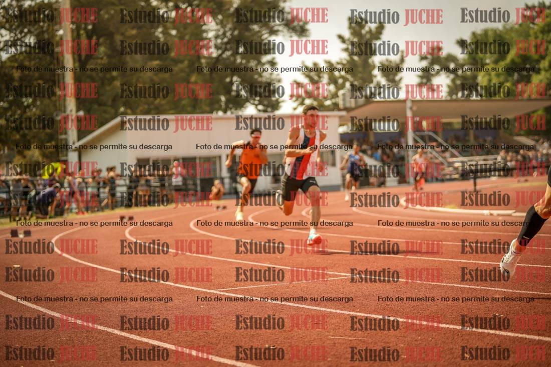 Fotos de los 400 m llanos de varones