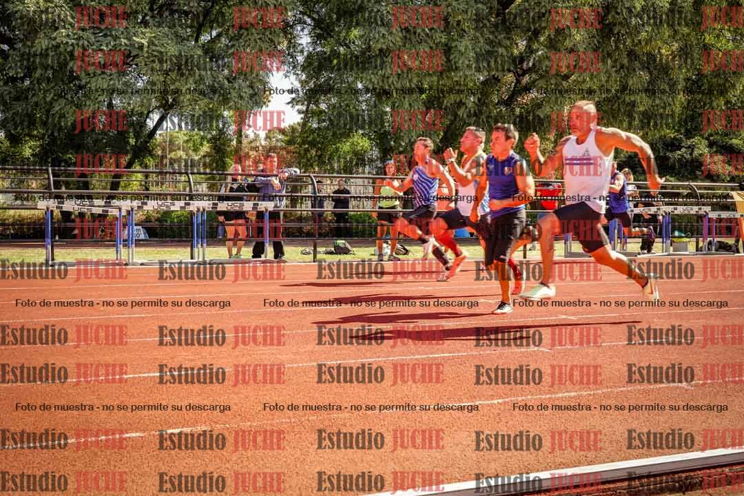 Fotos de los 100 m llanos de varones