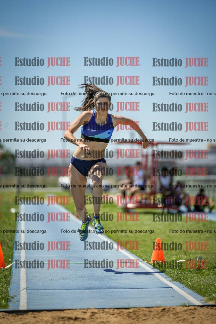 Fotos del salto triple de varones y mujeres - todas las tablas
