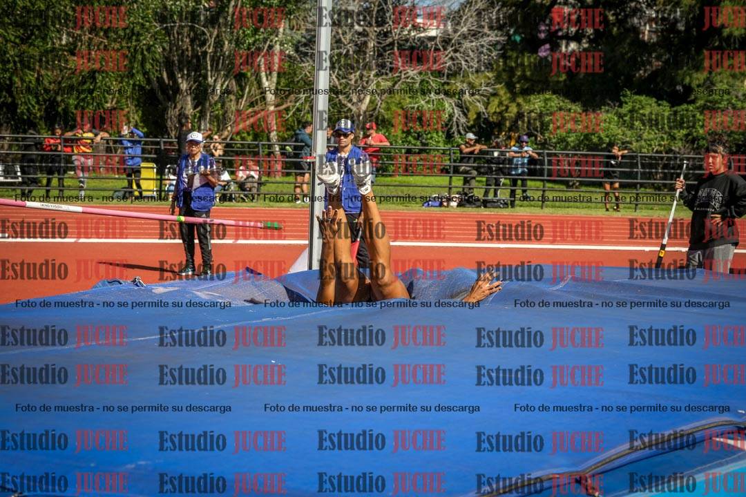 Fotos del salto en alto de mujeres - heptatlón 2