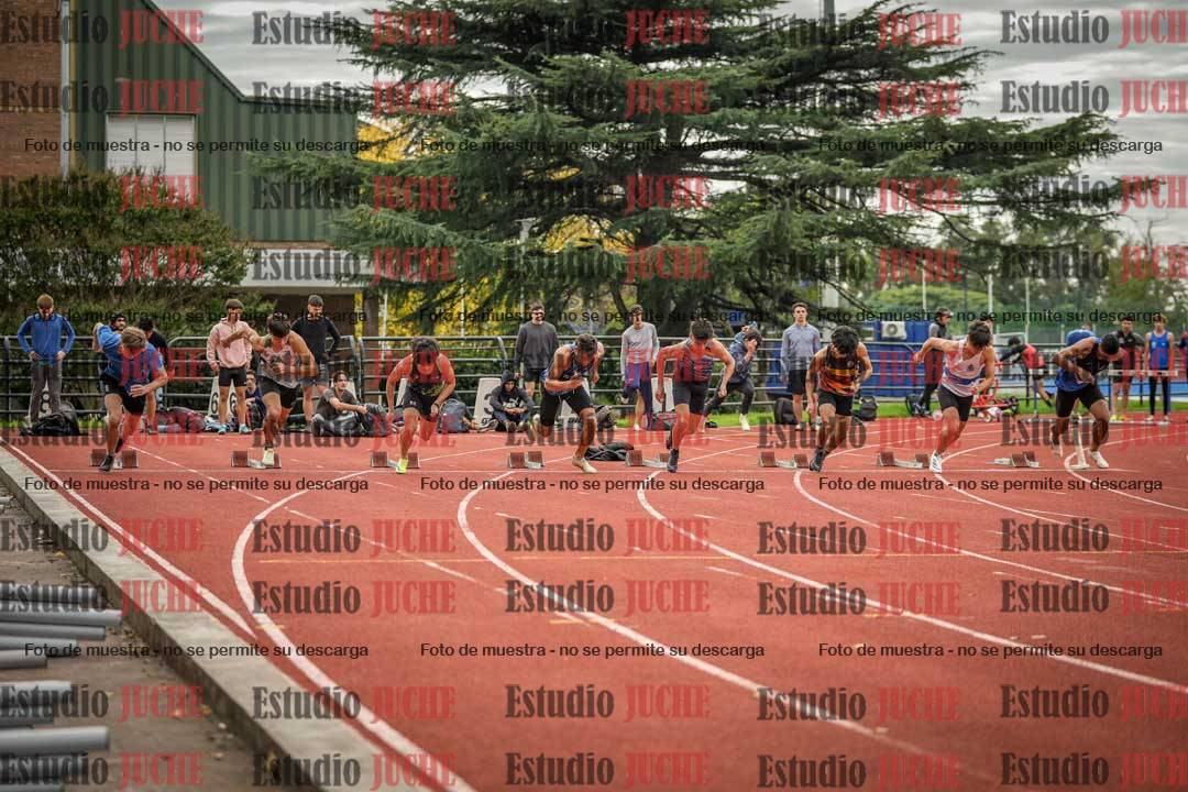 Fotos de los 100 m llanos de varones