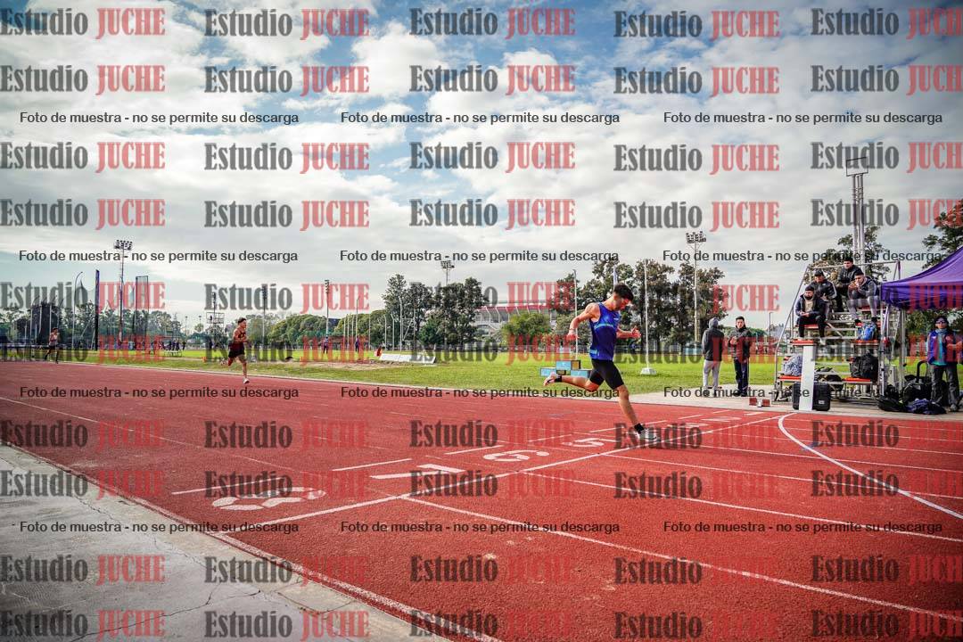 Fotos de los 400 m con vallas de varones