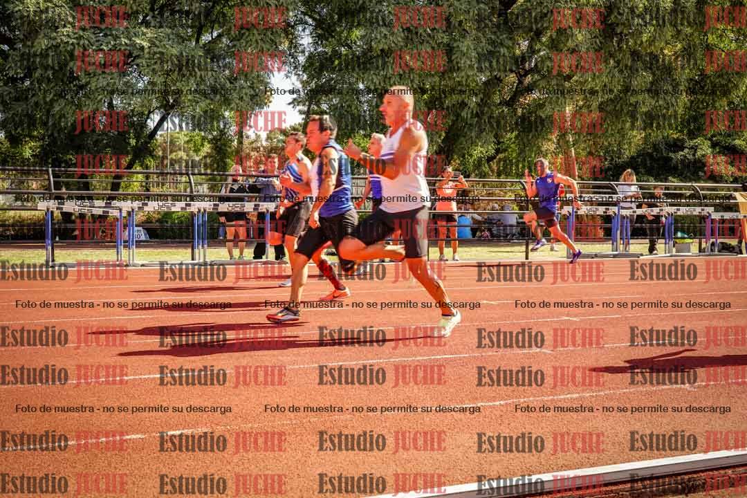 Fotos de los 100 m llanos de varones