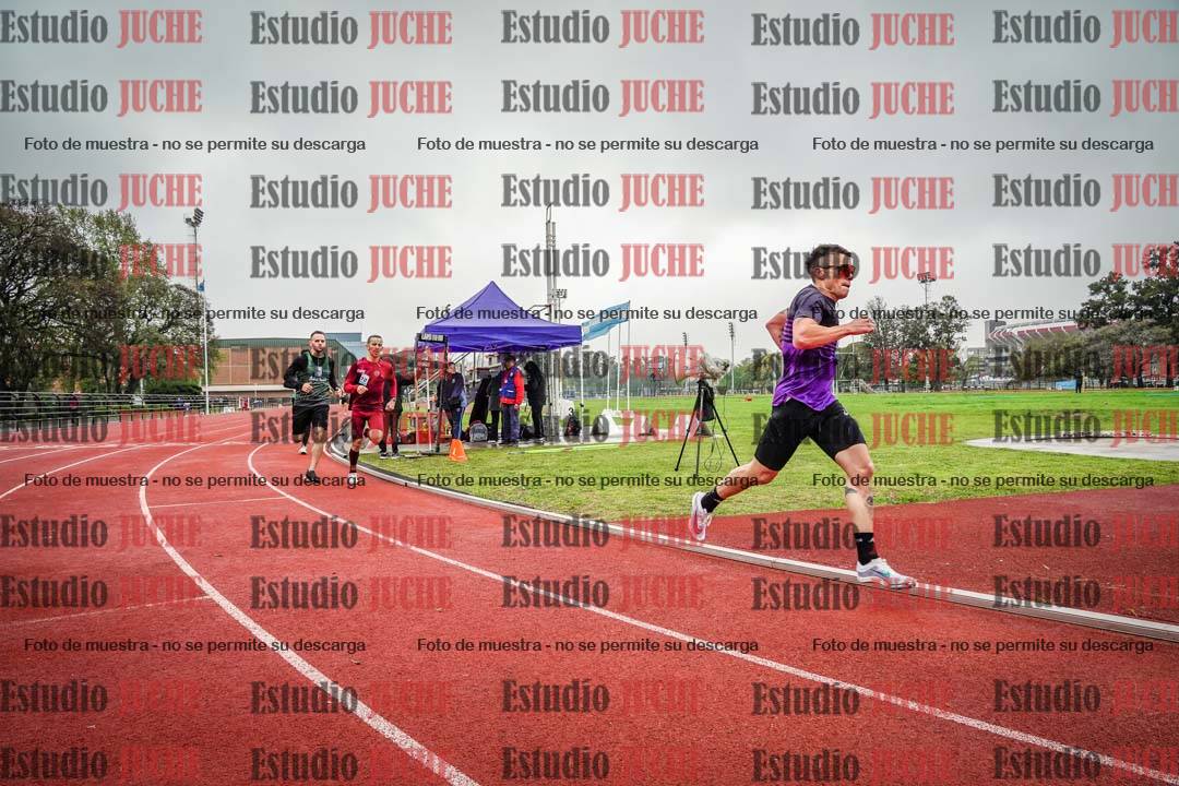 Fotos de los 800 m llanos de varones