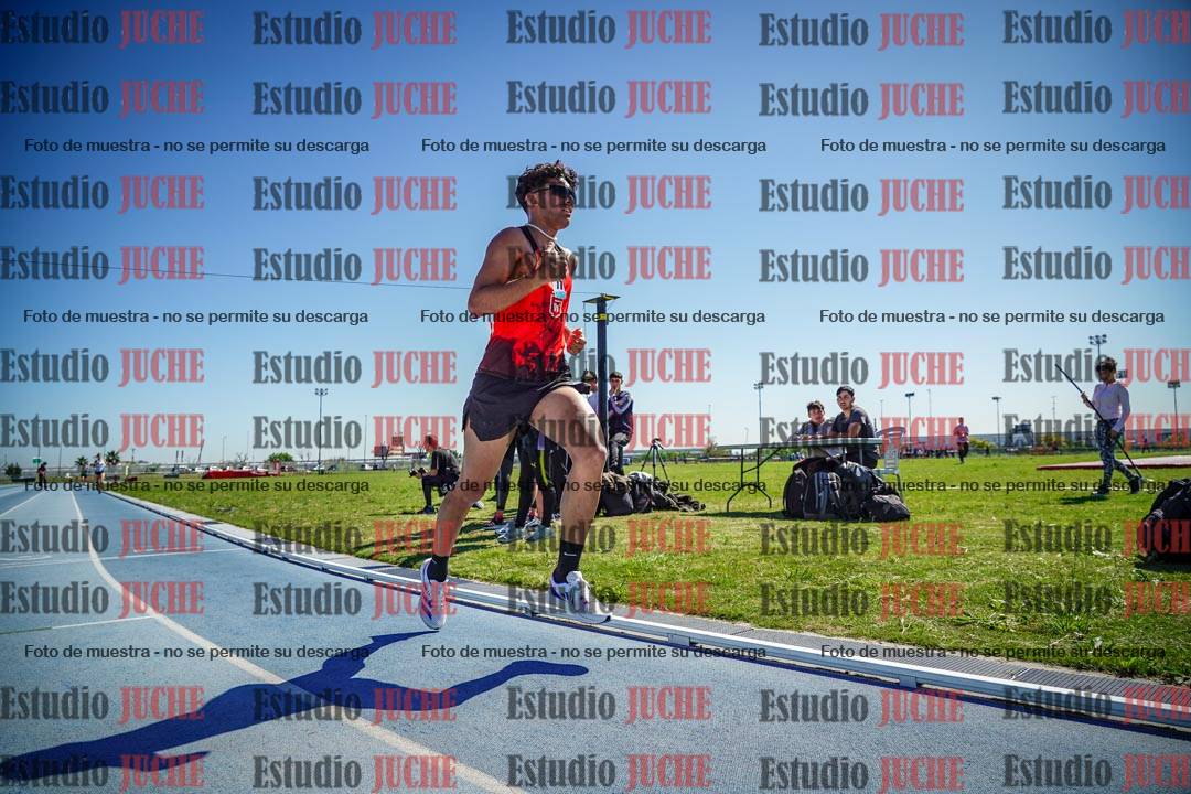 Fotos de los 5000 m de mujeres y varones - serie 2