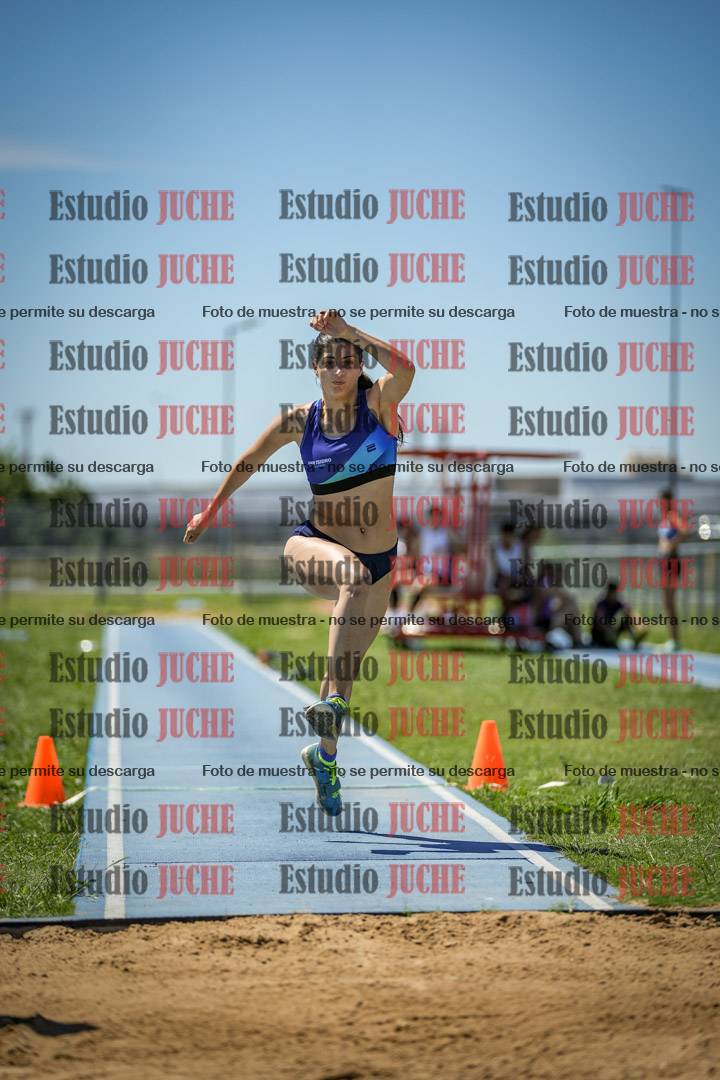 Fotos del salto triple de varones y mujeres - todas las tablas