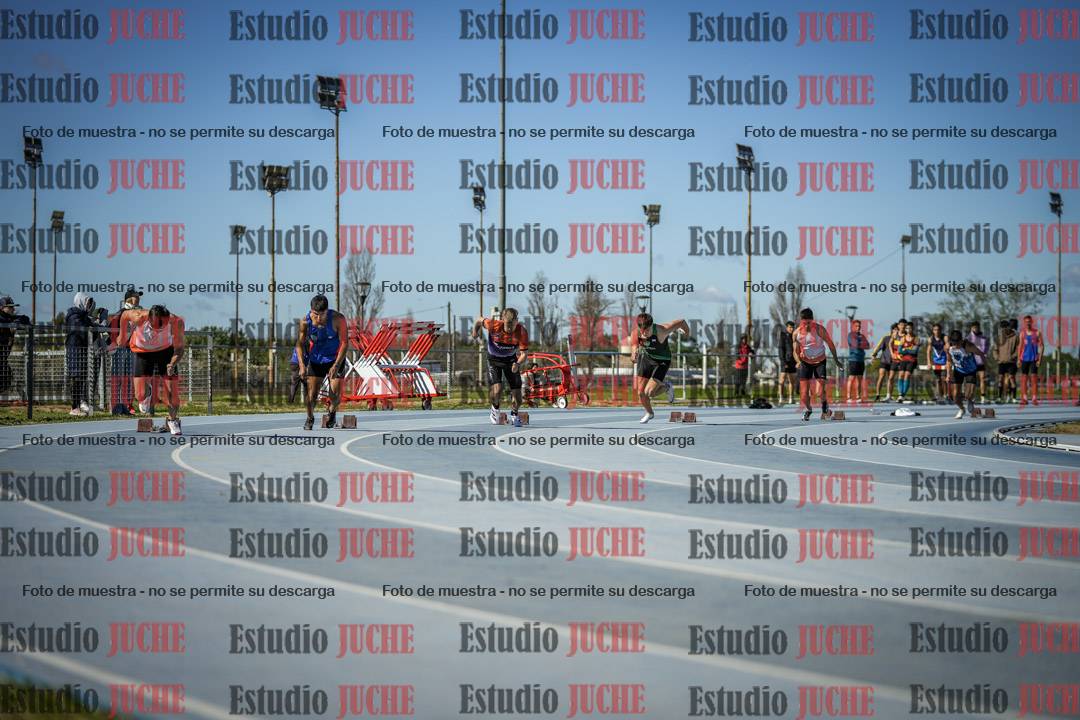 Fotos de los 200 m llanos de varones