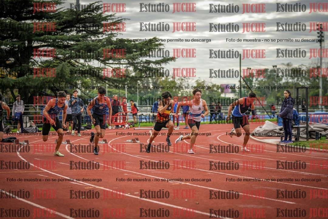 Fotos de los 100 m llanos de varones