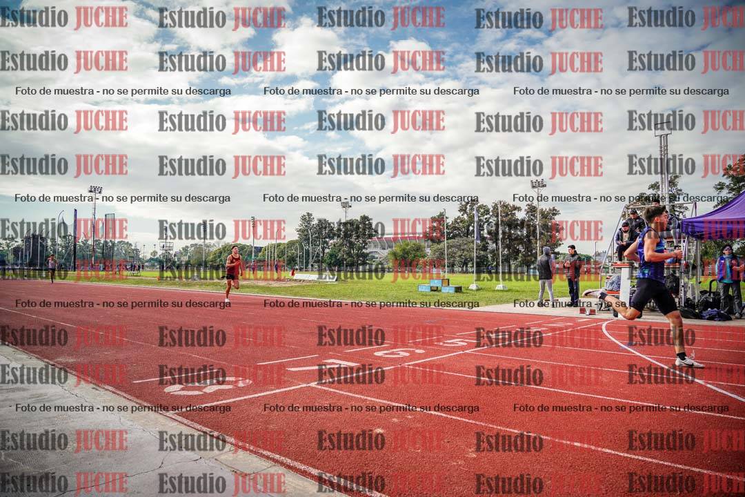 Fotos de los 400 m con vallas de varones