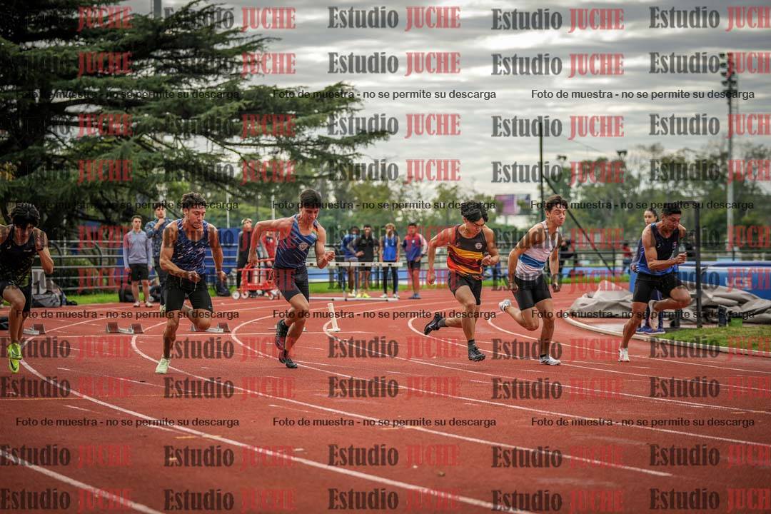 Fotos de los 100 m llanos de varones