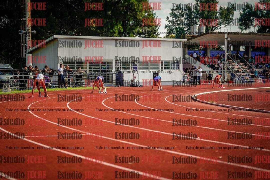 Fotos de los 400 m con vallas de varones