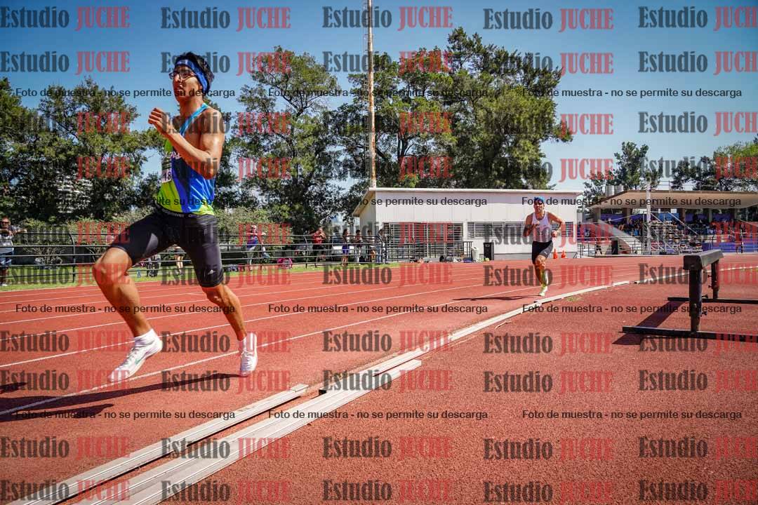 Fotos de los 800 m llanos de varones