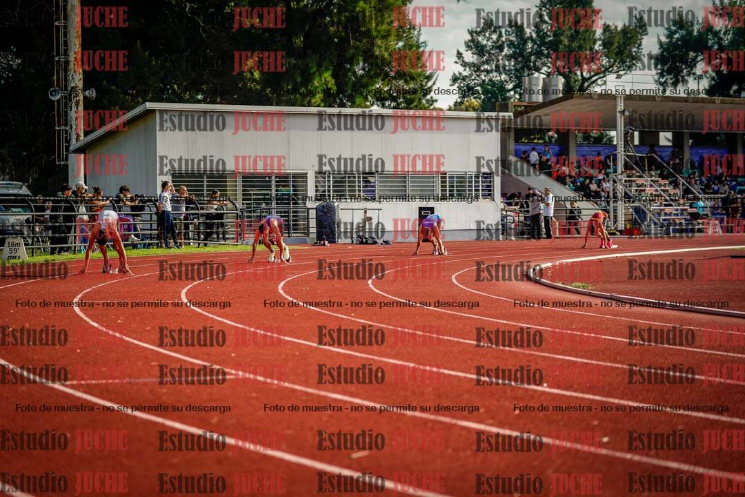 Fotos de los 400 m con vallas de varones