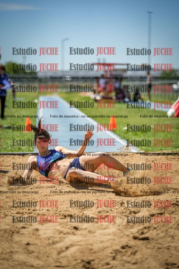 Fotos del salto triple de varones y mujeres - todas las tablas