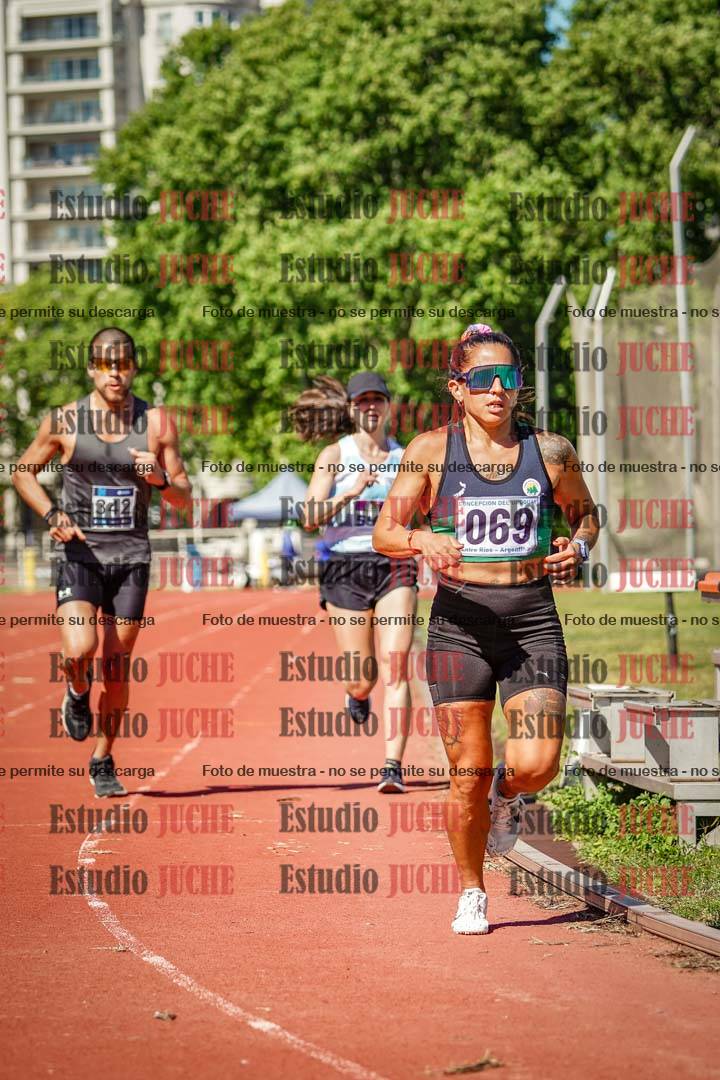 Fotos de los 10.000 m de mujeres y varones - serie 2