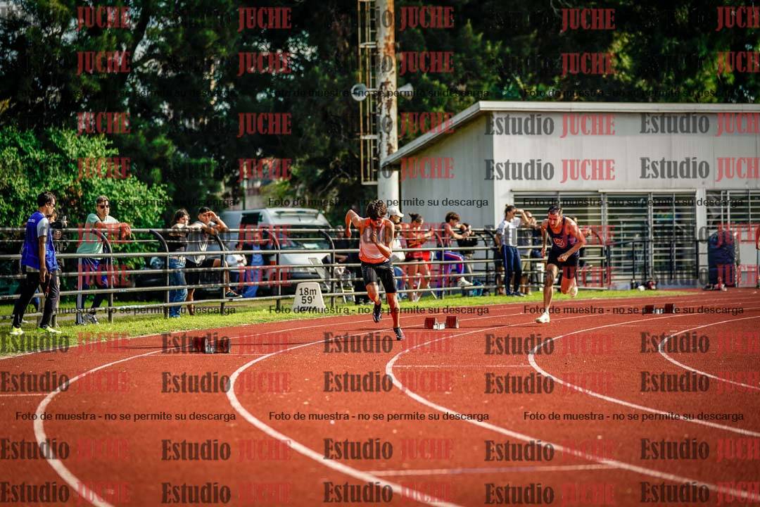 Fotos de los 400 m con vallas de varones