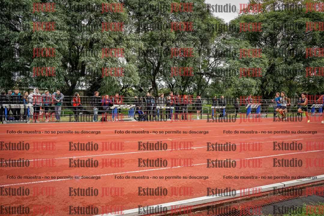 Fotos de los 100 m llanos de varones