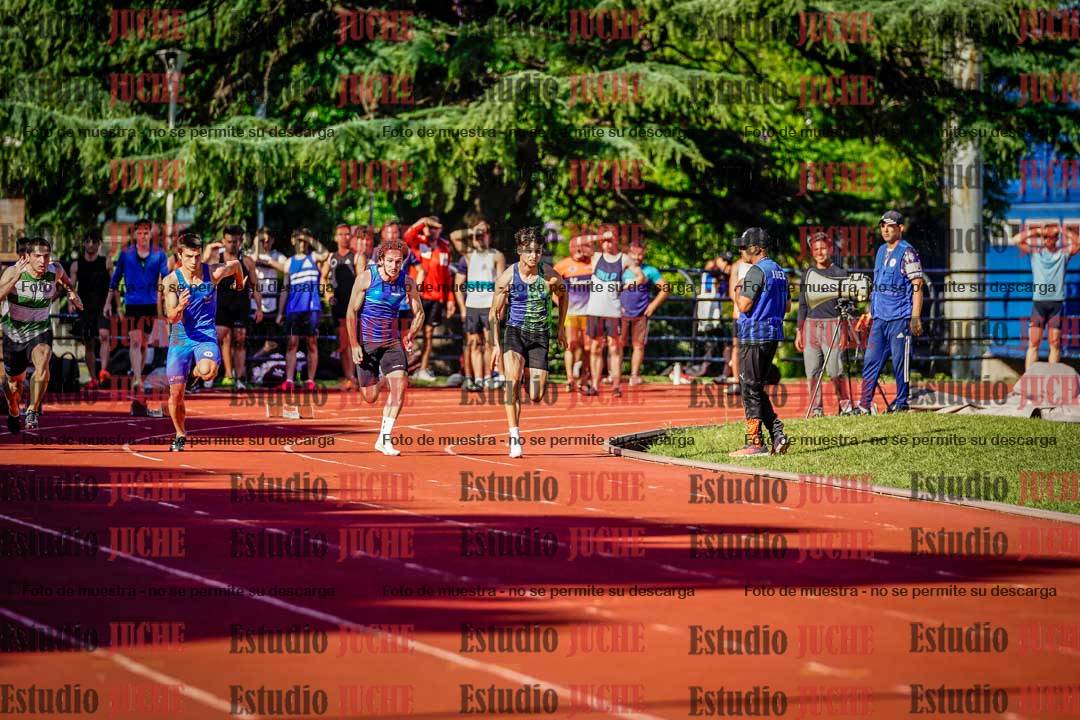 Fotos de los 100 m llanos de varones