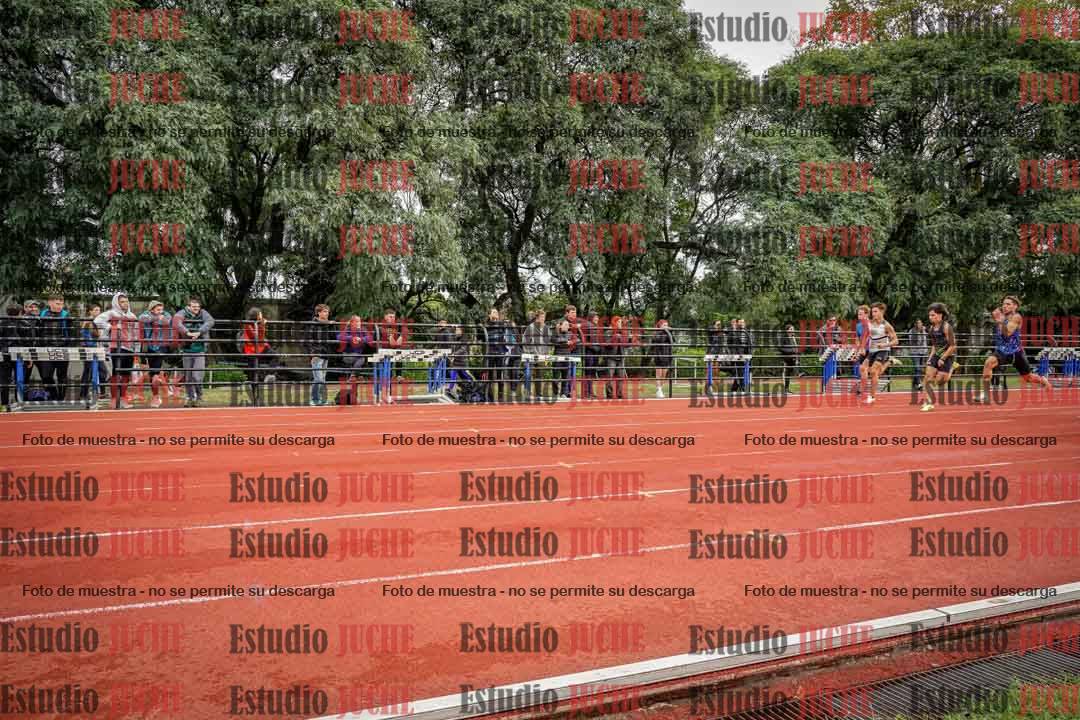 Fotos de los 100 m llanos de varones
