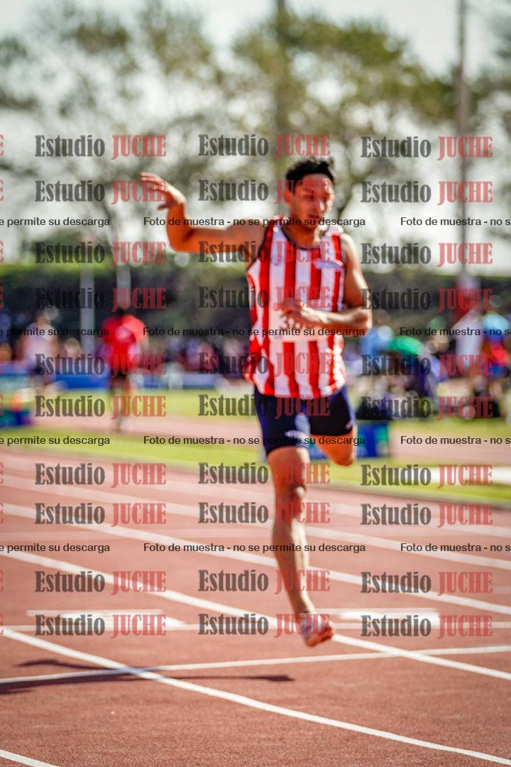 Fotos de los 400 m llanos de varones
