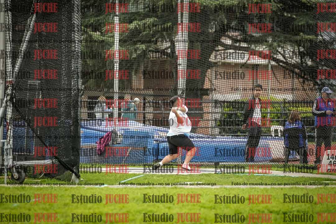 Fotos del lanzamiento de martillo de varones