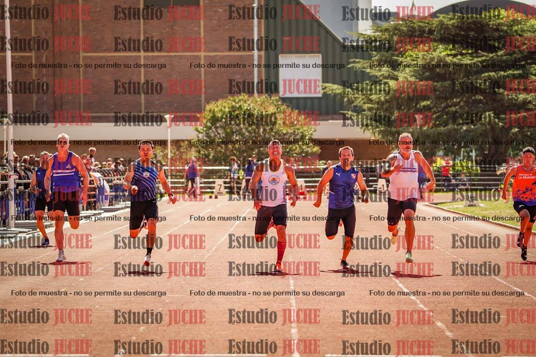 Fotos de los 100 m llanos de varones