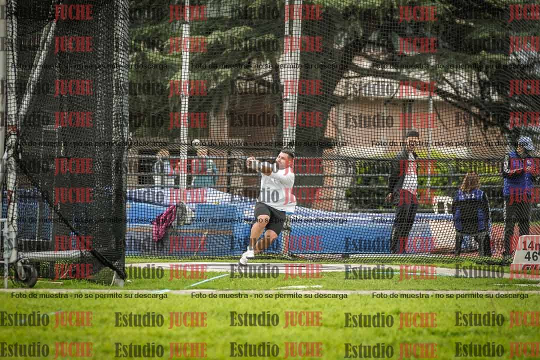 Fotos del lanzamiento de martillo de varones