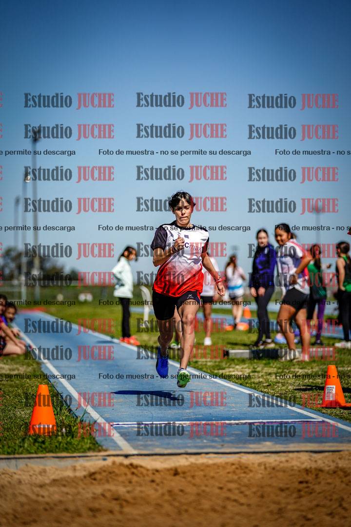 Fotos del salto en largo de mujeres - U15