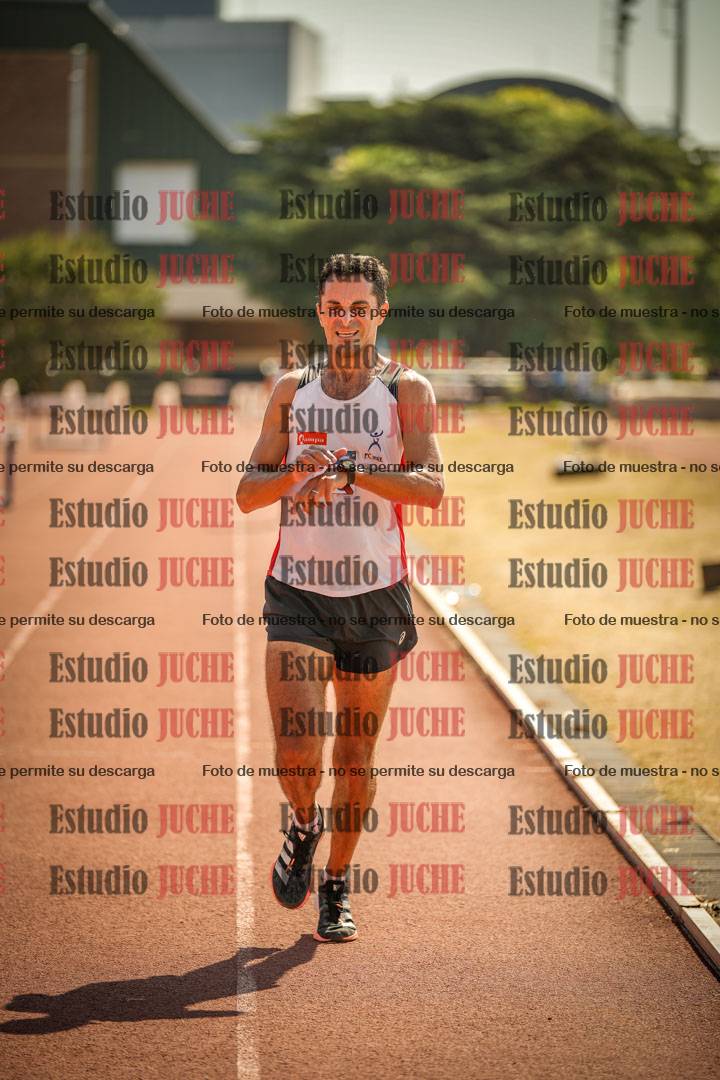 Fotos de los 3000 m llanos de varones