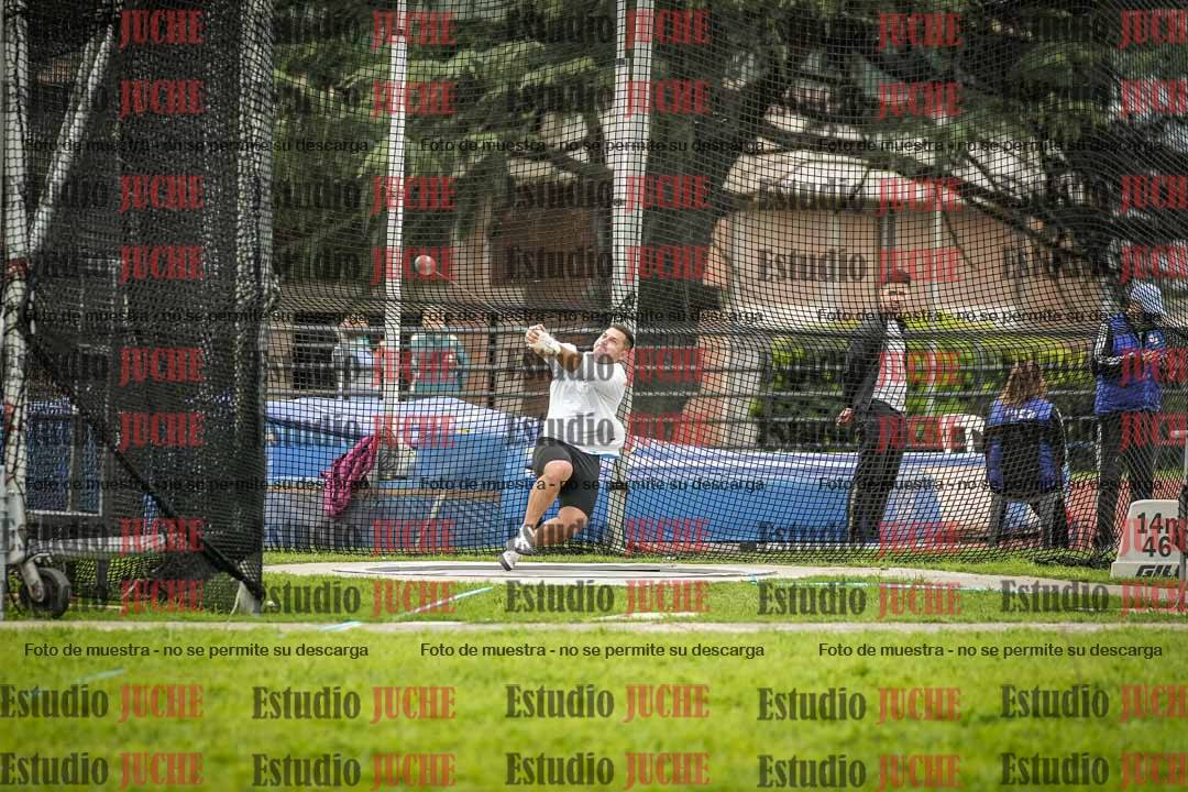 Fotos del lanzamiento de martillo de varones