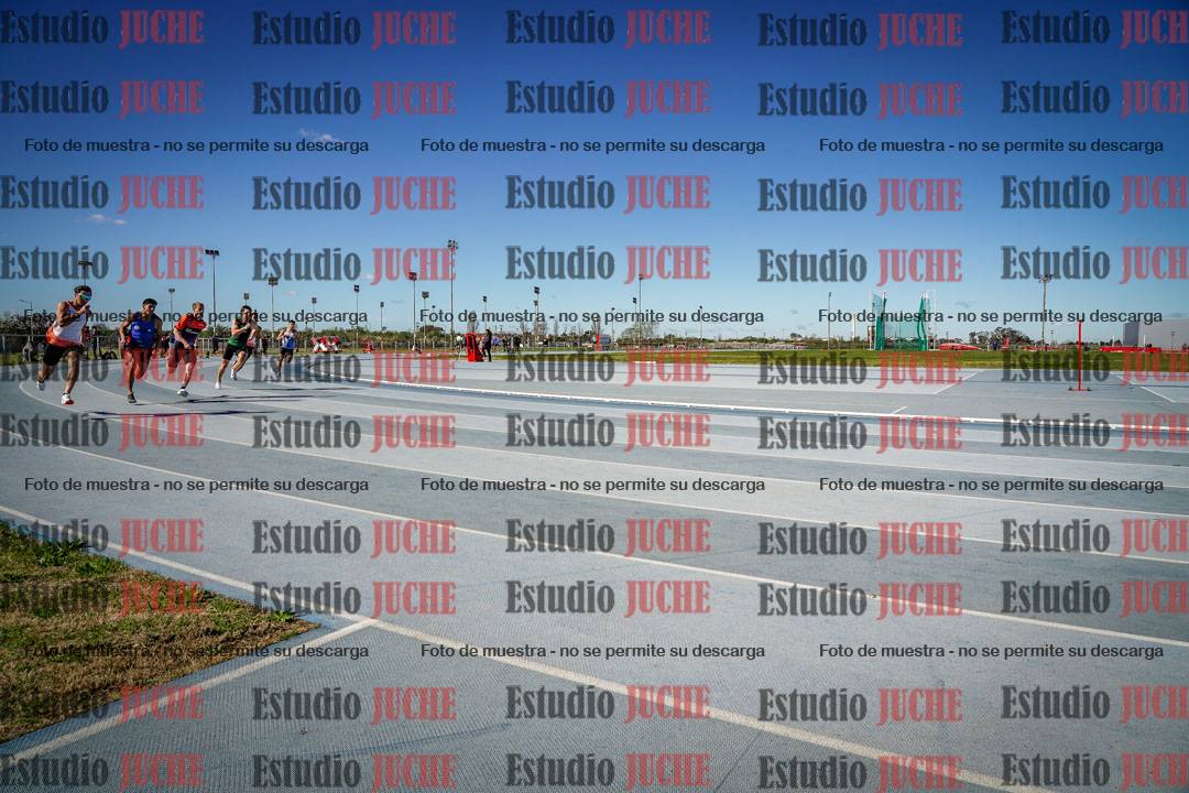 Fotos de los 200 m llanos de varones
