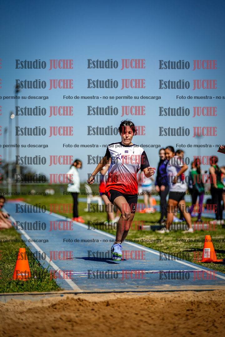 Fotos del salto en largo de mujeres - U15