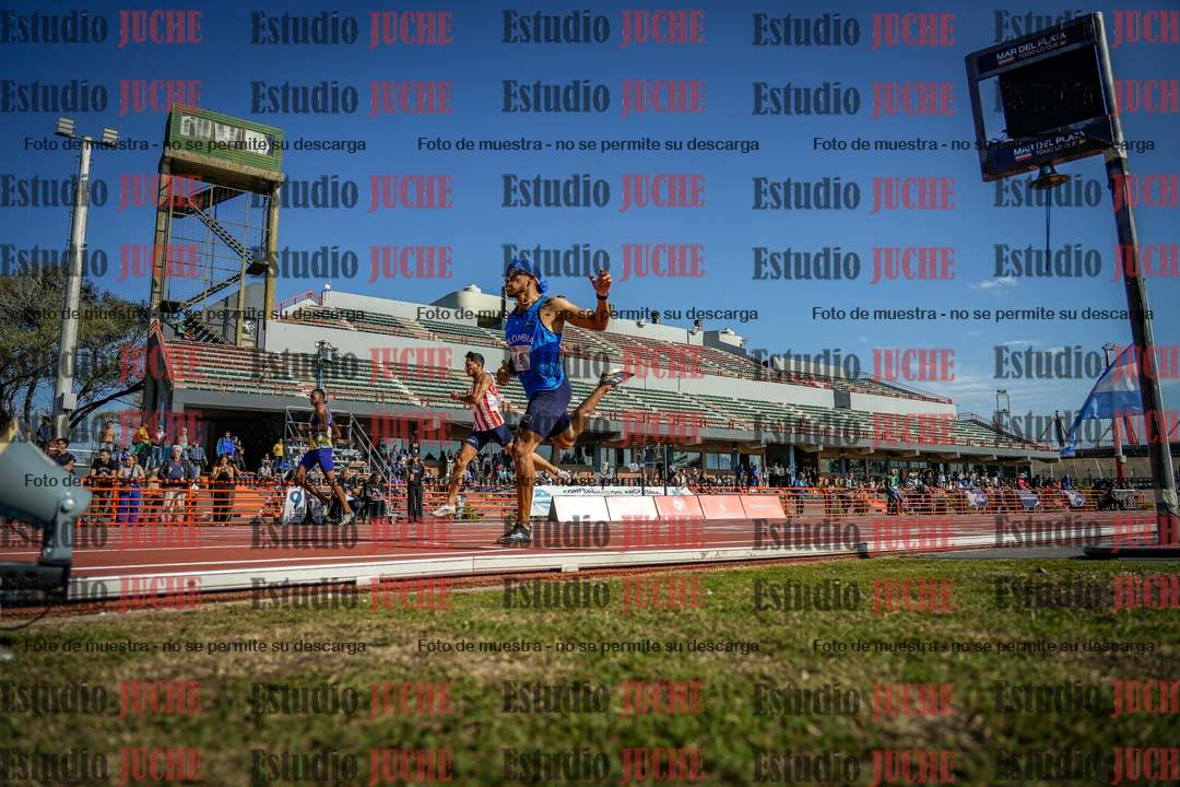 Fotos de los 400 m llanos de varones