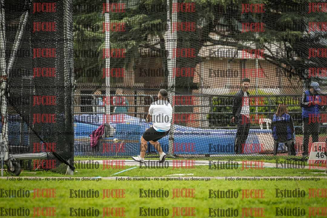Fotos del lanzamiento de martillo de varones