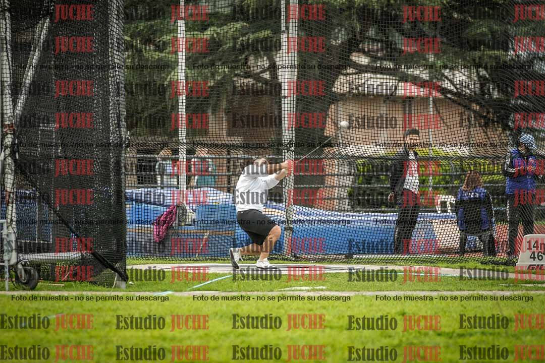 Fotos del lanzamiento de martillo de varones