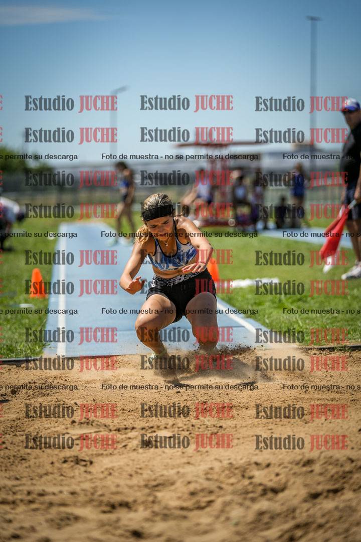 Fotos del salto triple de varones y mujeres - todas las tablas