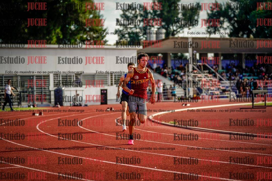 Fotos de los 400 m con vallas de varones