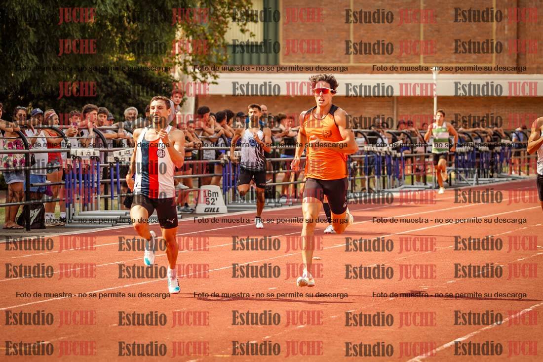 Fotos de los 400 m llanos de varones