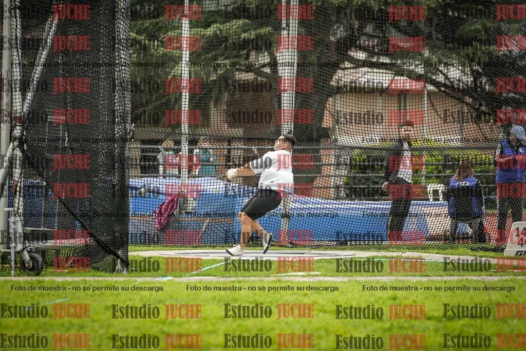 Fotos del lanzamiento de martillo de varones