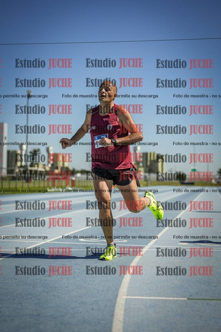 Fotos de los 5000 m de mujeres y varones - serie 2