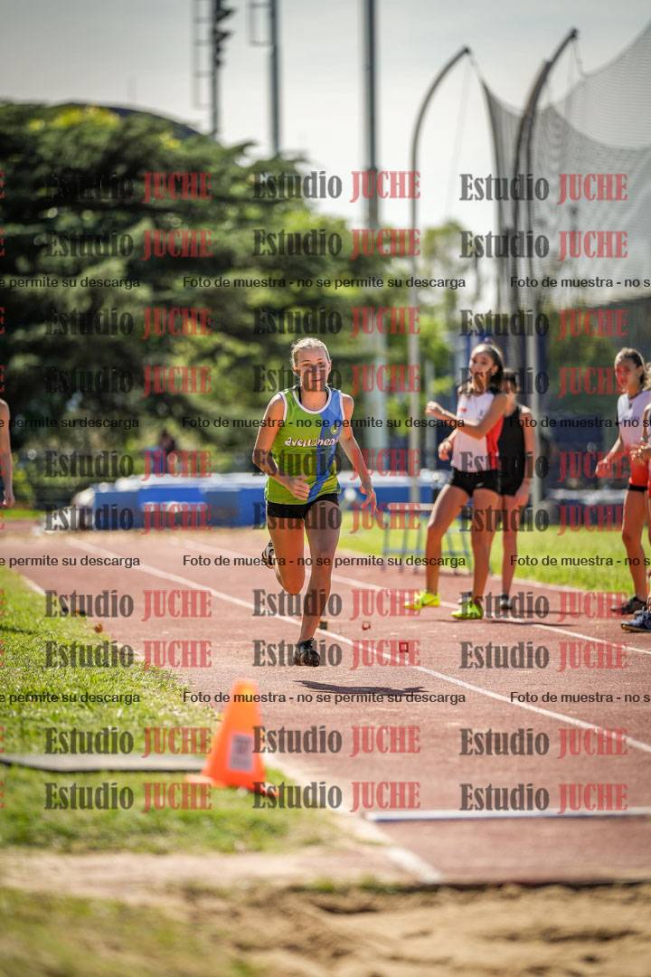 Fotos del salto en largo de mujeres - U16