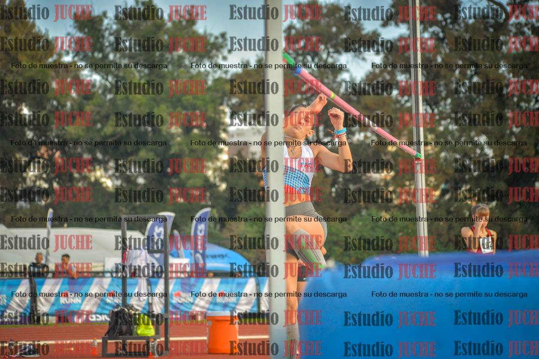 Fotos del salto en alto de mujeres