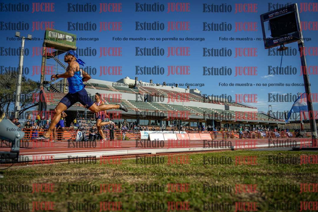 Fotos de los 400 m llanos de varones