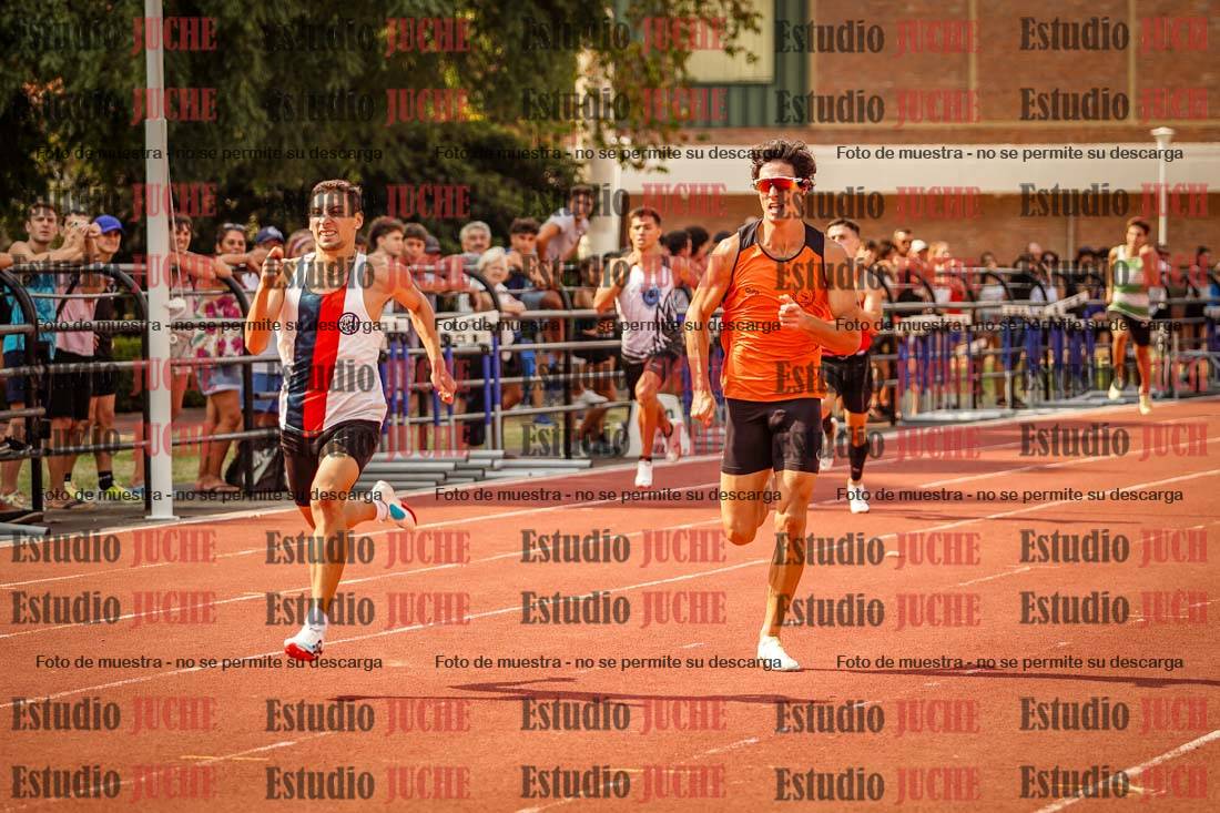 Fotos de los 400 m llanos de varones