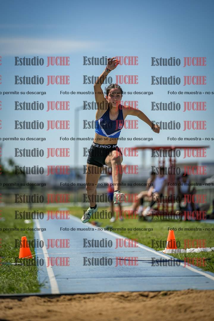 Fotos del salto triple de varones y mujeres - todas las tablas