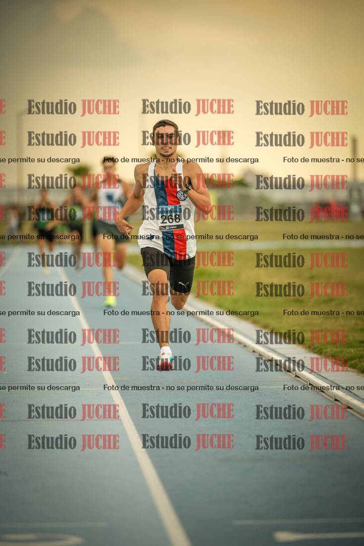 Fotos de los 600 m llanos de varones