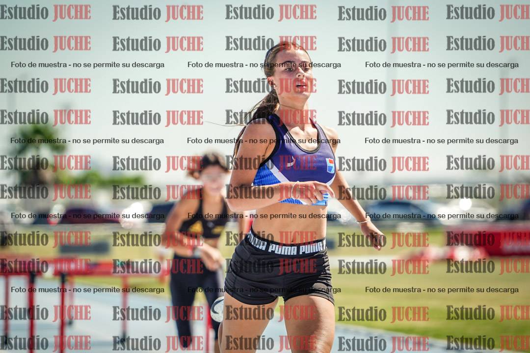 Fotos de los 80 m con vallas de mujeres - serie 1