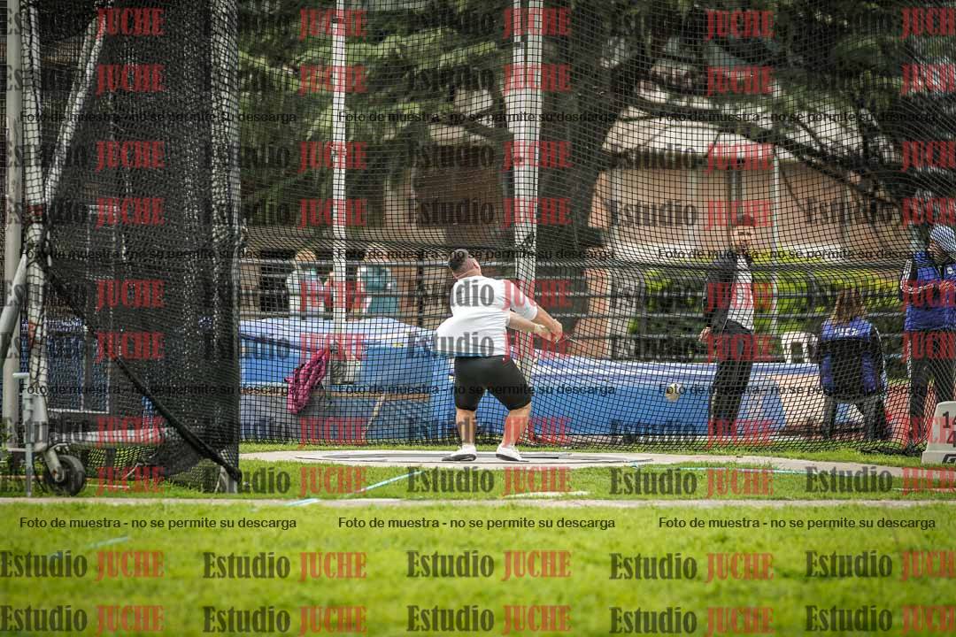 Fotos del lanzamiento de martillo de varones