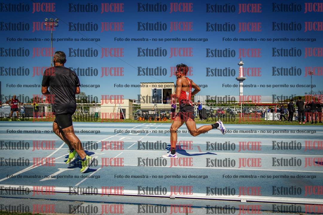Fotos de los 5000 m de mujeres y varones - serie 2